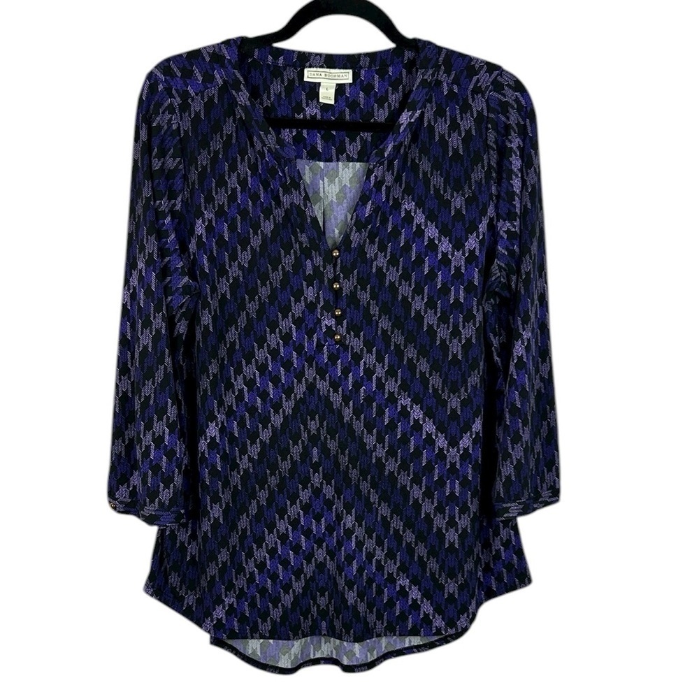 Dana Buchman Printed Roll Tab Blouse Large Purple Black Geometric V-Neck Top
